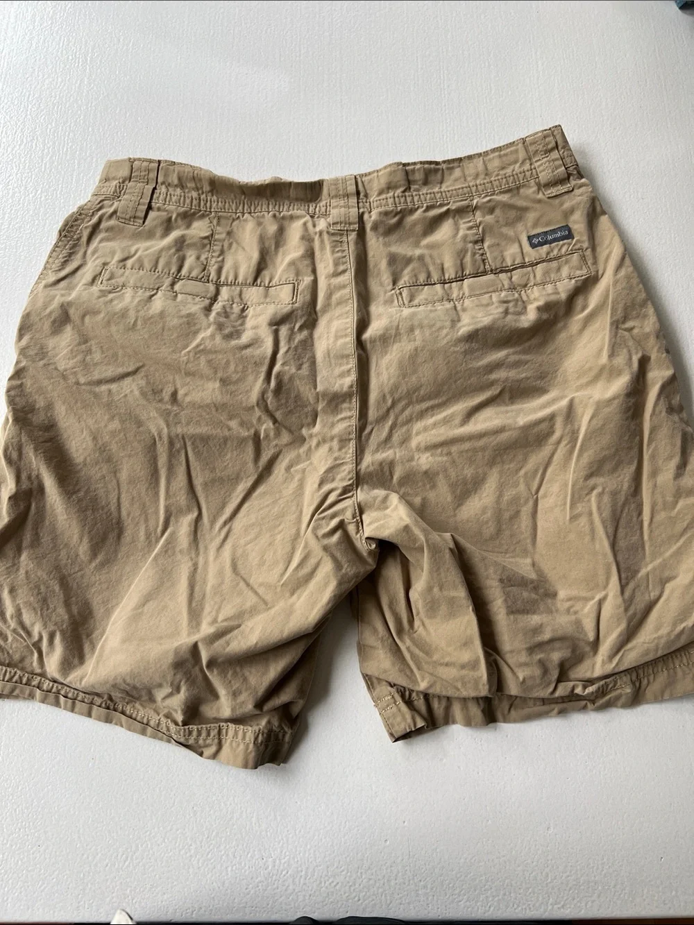 Columbia Men's Tan Cargo Shorts with Navy Logo Patch